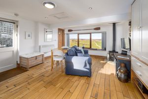 Photo 31- click for photo gallery